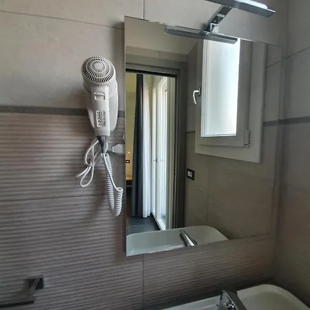 Evergreen Bed & Breakfast 4*